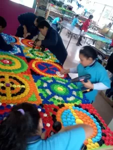 decoracao-de-carnaval-para-escolas-sustentavel