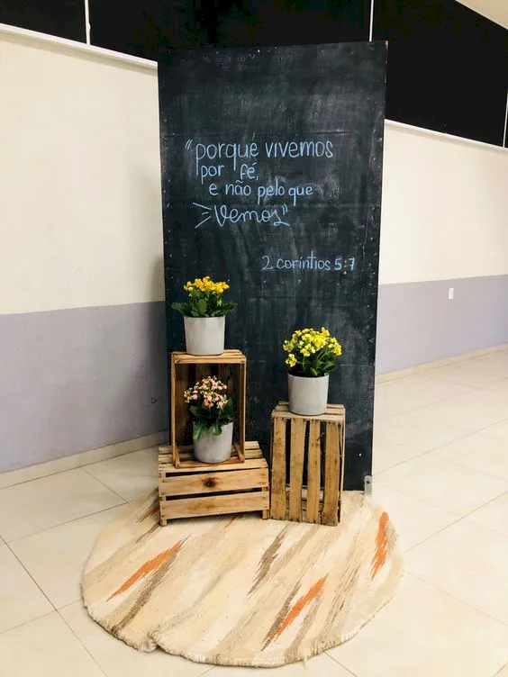 decoracao-simples-para-festividade-de-igreja-evangelica_2